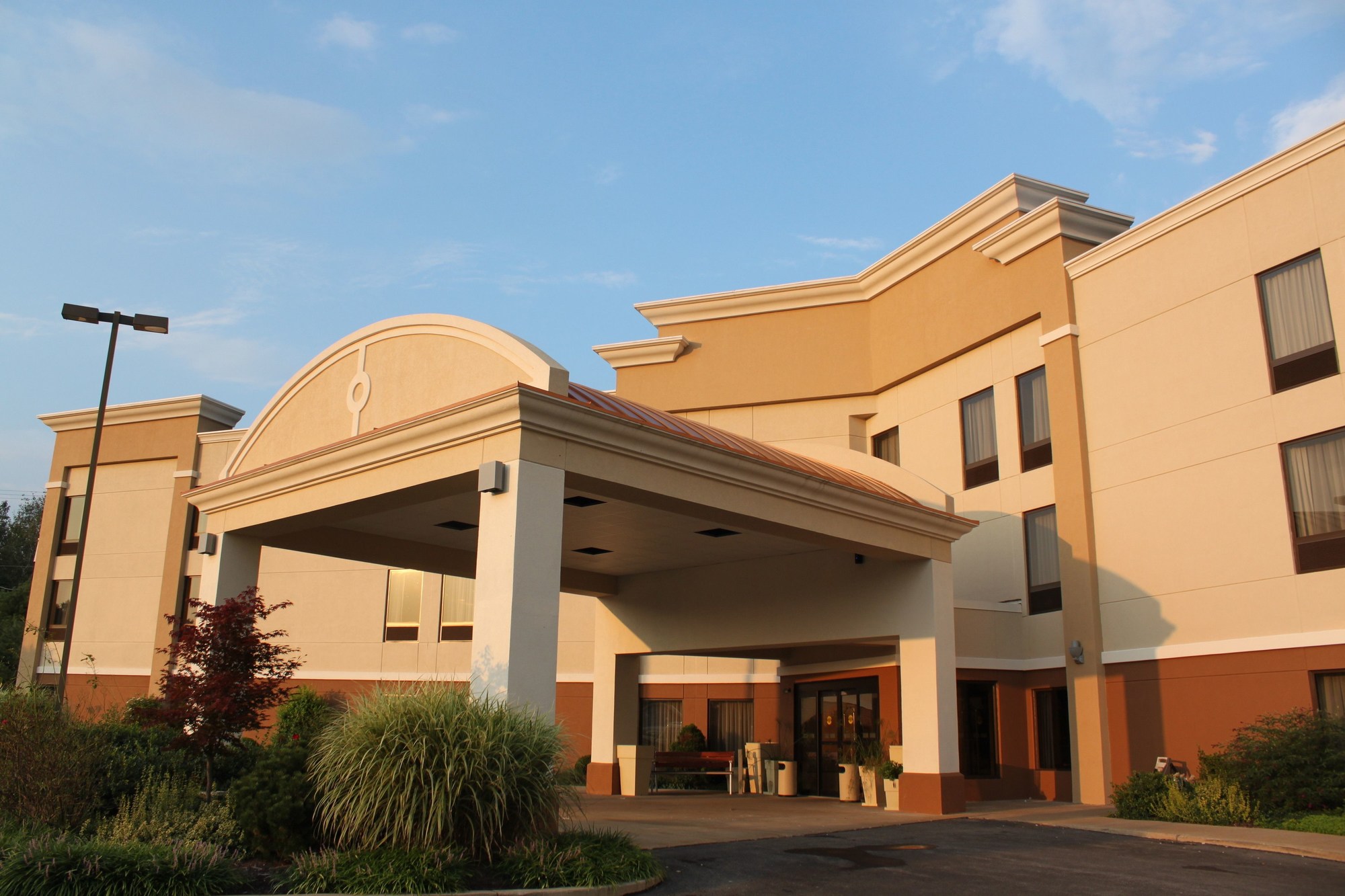 Holiday Inn Express Lewisburg/New Columbia