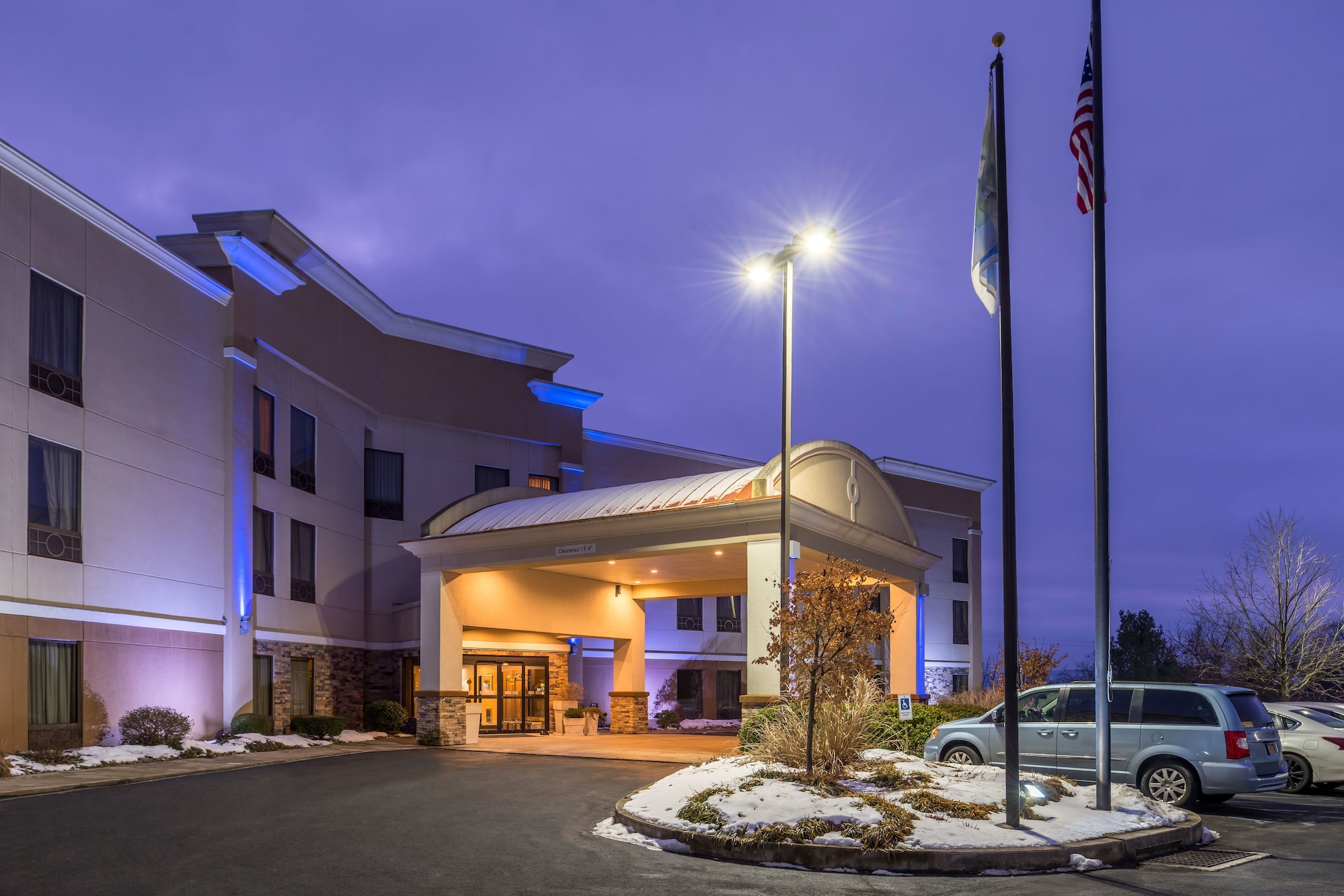 Holiday Inn Express Lewisburg/New Columbia