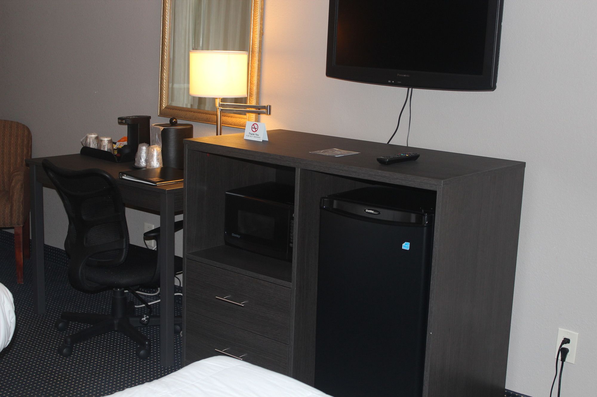 Clarion Hotel And Conference Center Harrisburg West