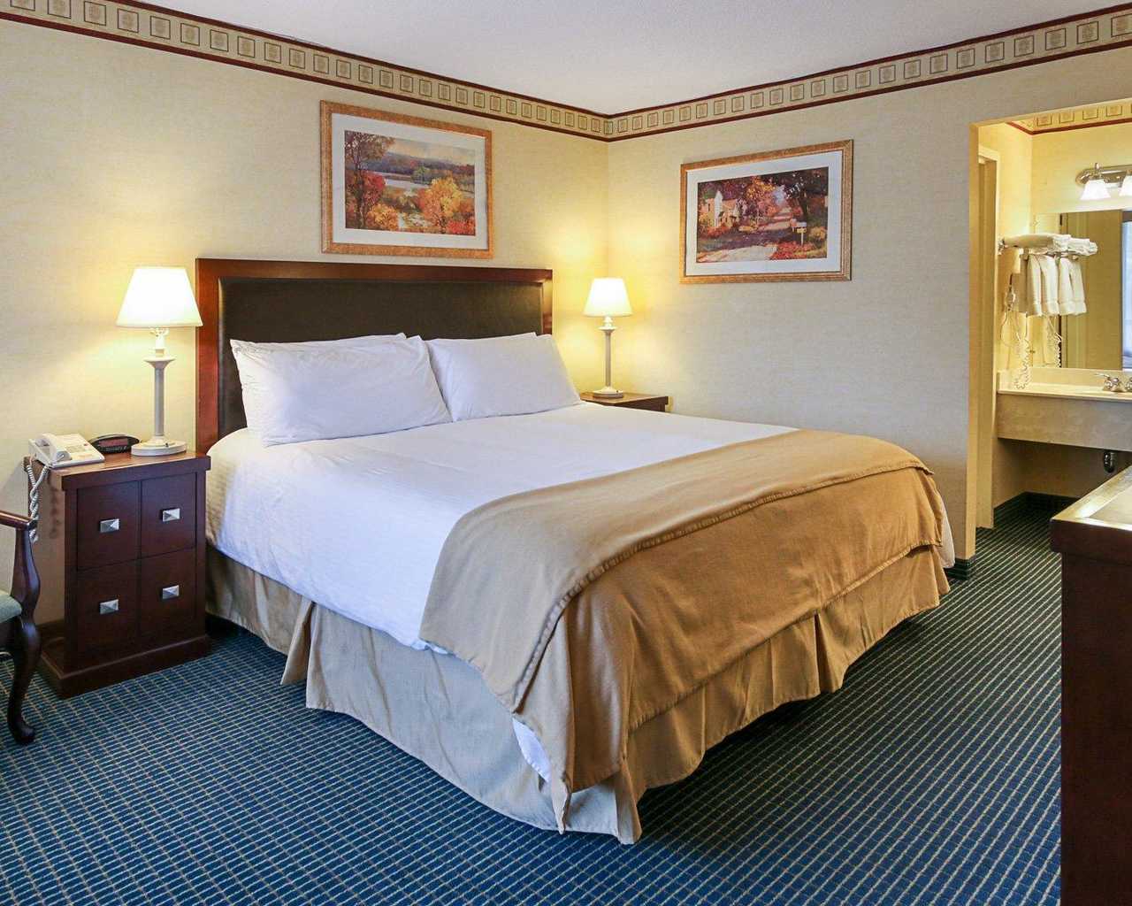 Clarion Inn & Suites New Hope-Lambertville