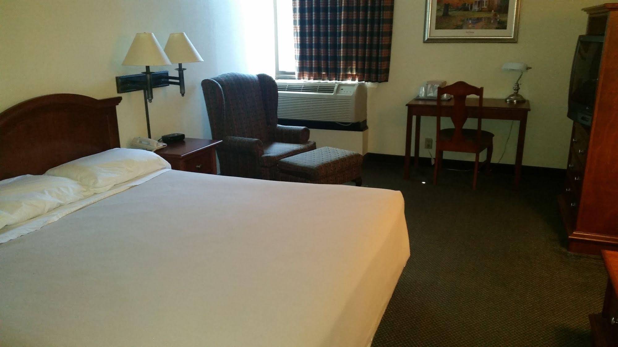 Cross Keys Motor Inn