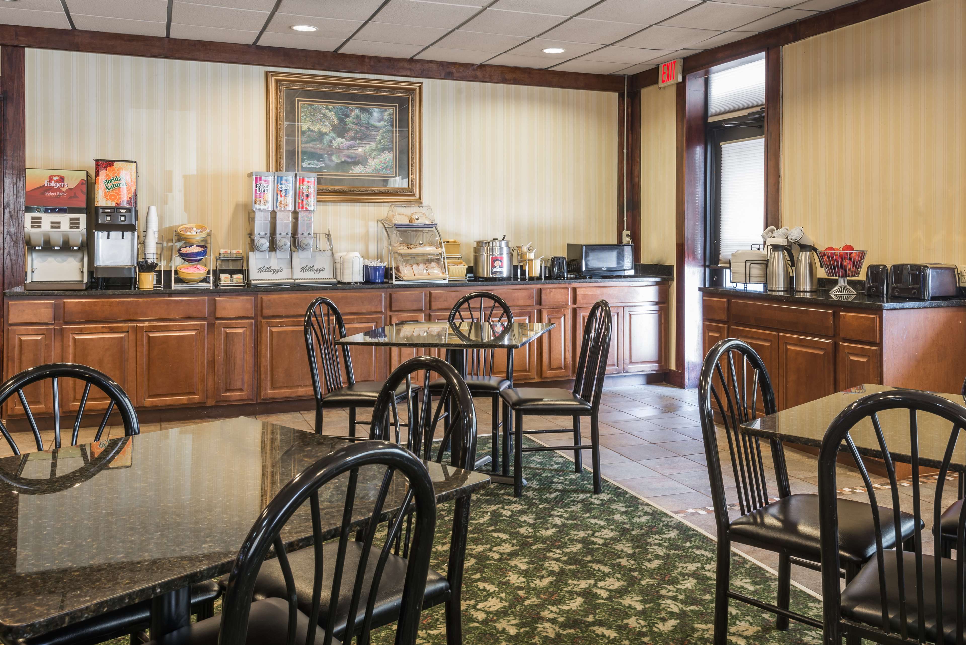 Days Inn by Wyndham Pittsburgh