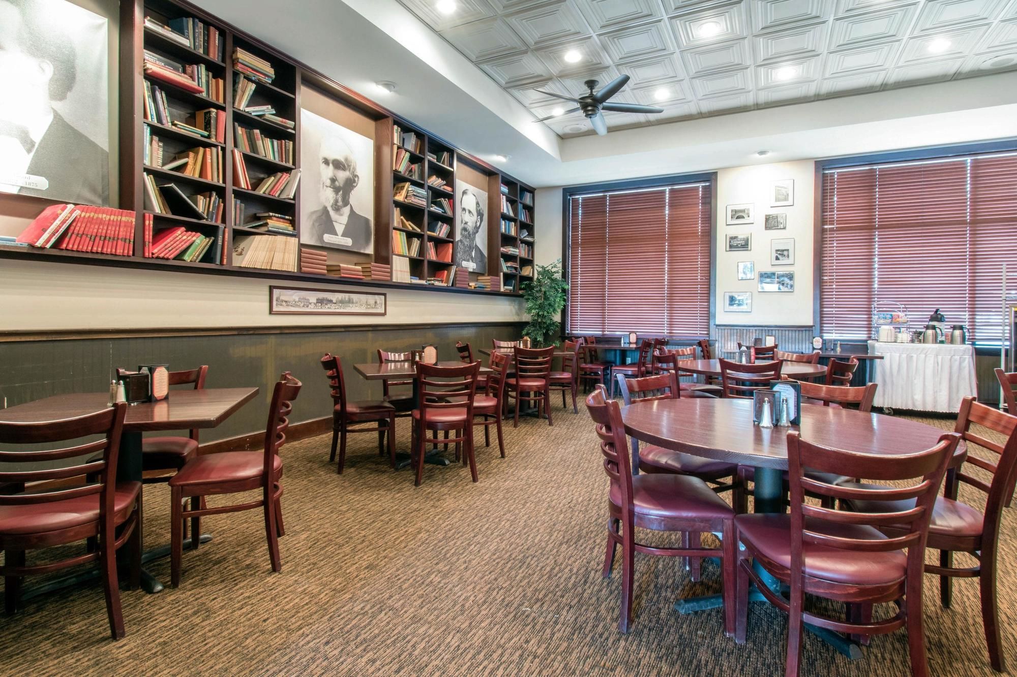 Clarion Hotel & Suites University-Shippensburg