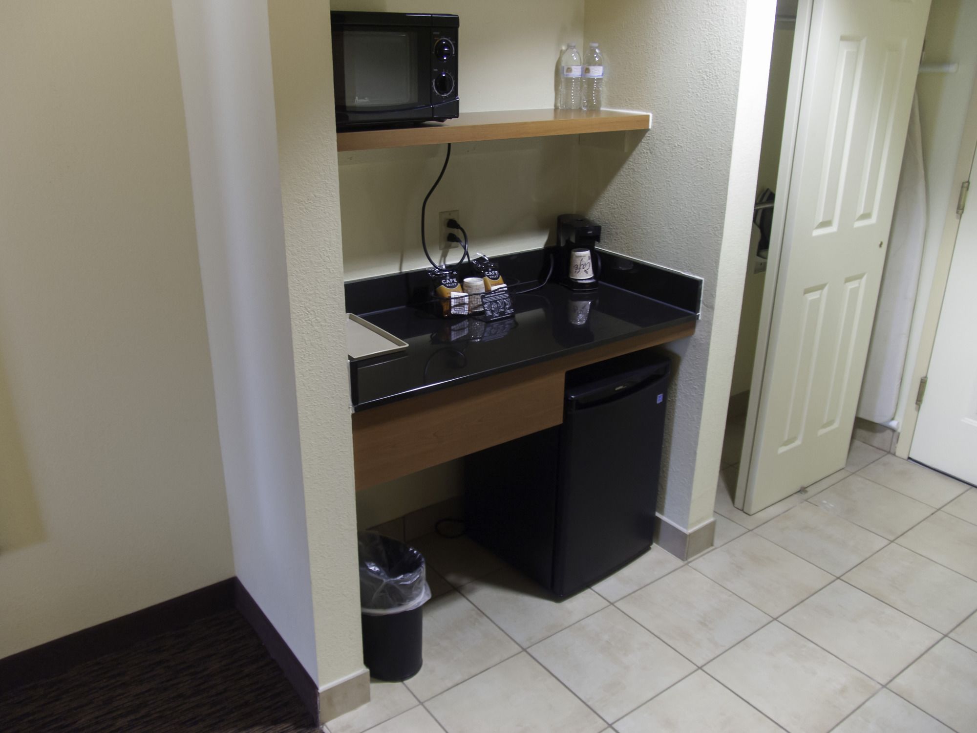 Clarion Hotel & Suites University-Shippensburg