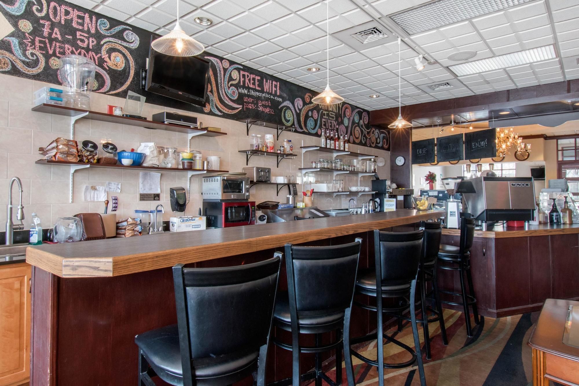 Clarion Hotel & Suites University-Shippensburg