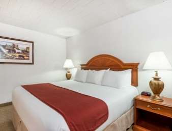 Ramada by Wyndham State College Hotel & Conference Center
