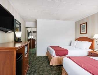 Ramada by Wyndham State College Hotel & Conference Center