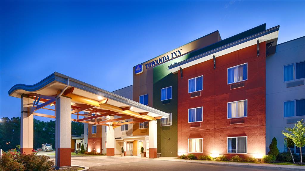 Paradise Inn & Suites