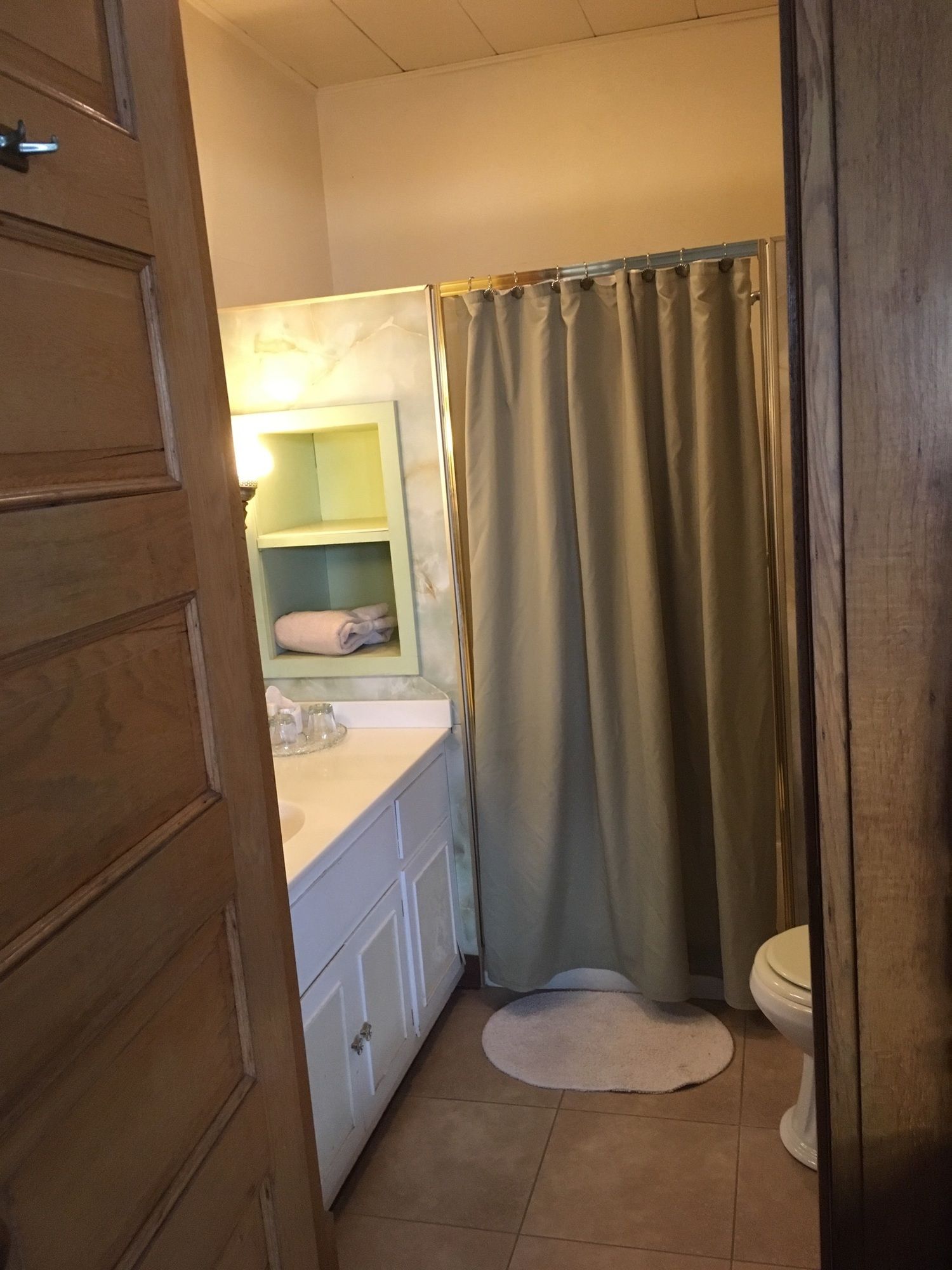 Victorian Charm Inn