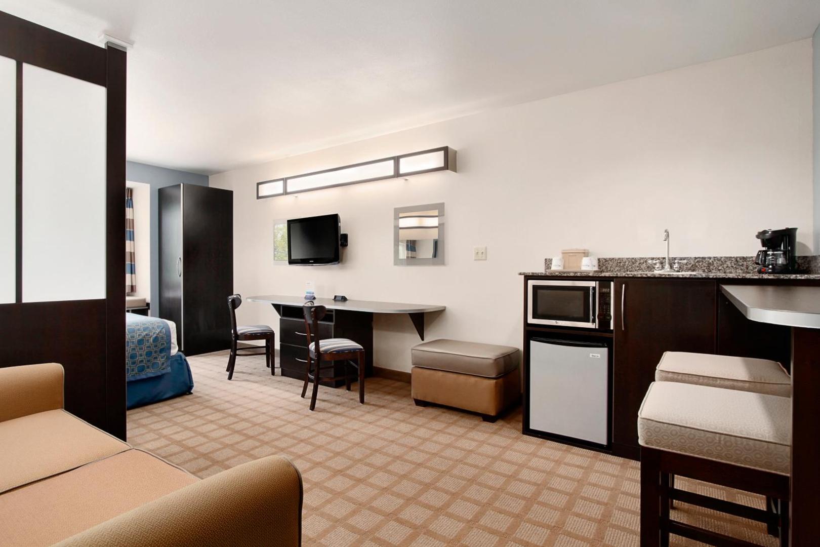 Microtel Inn & Suites by Wyndham Waynesburg