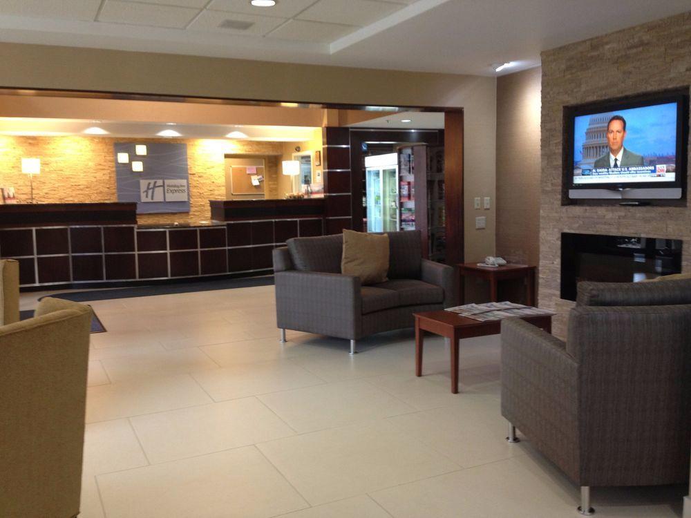 Holiday Inn Express Hotel & Suites West Chester