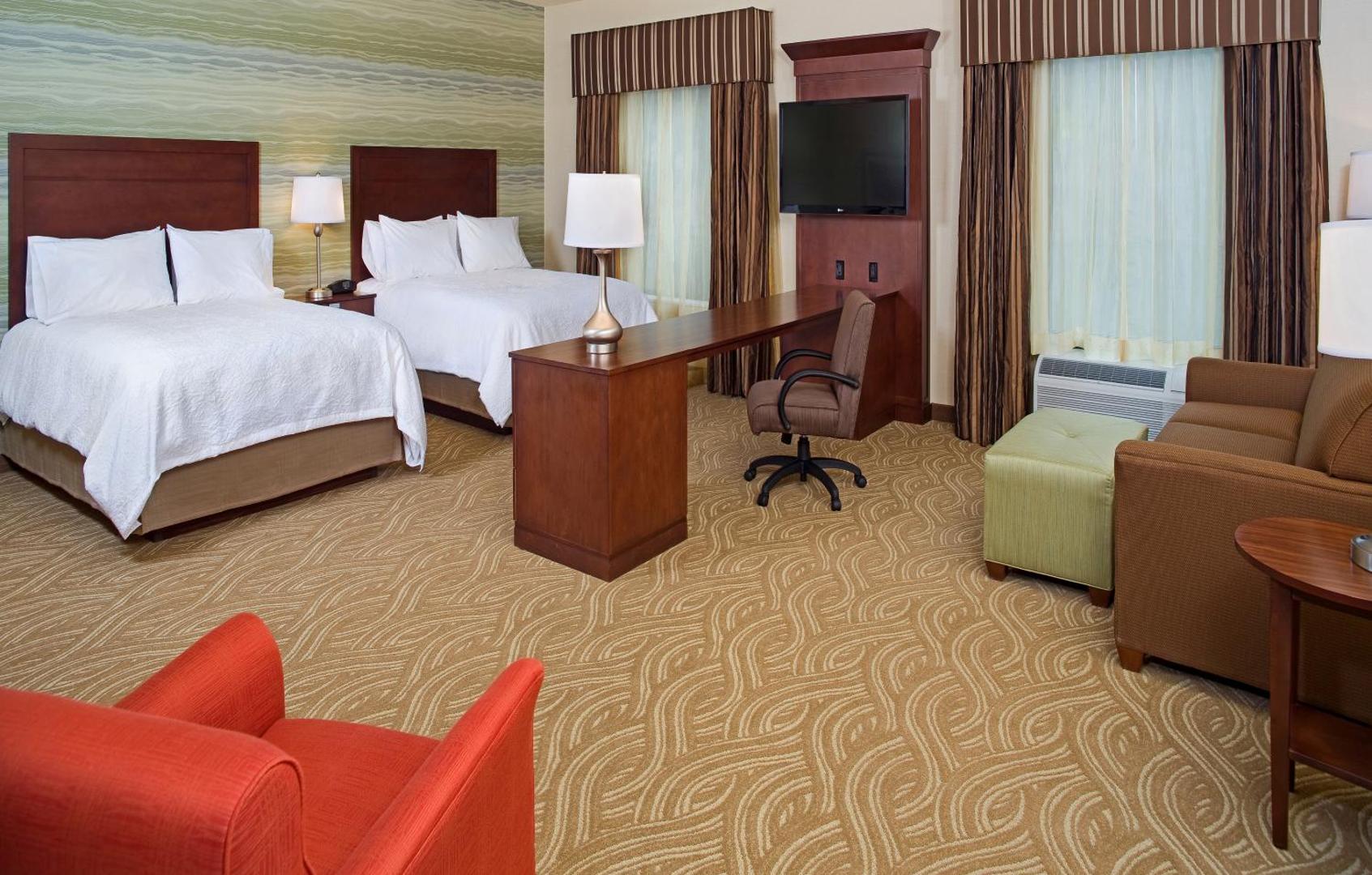 Hampton Inn & Suites Pittsburgh Waterfront West Homestead
