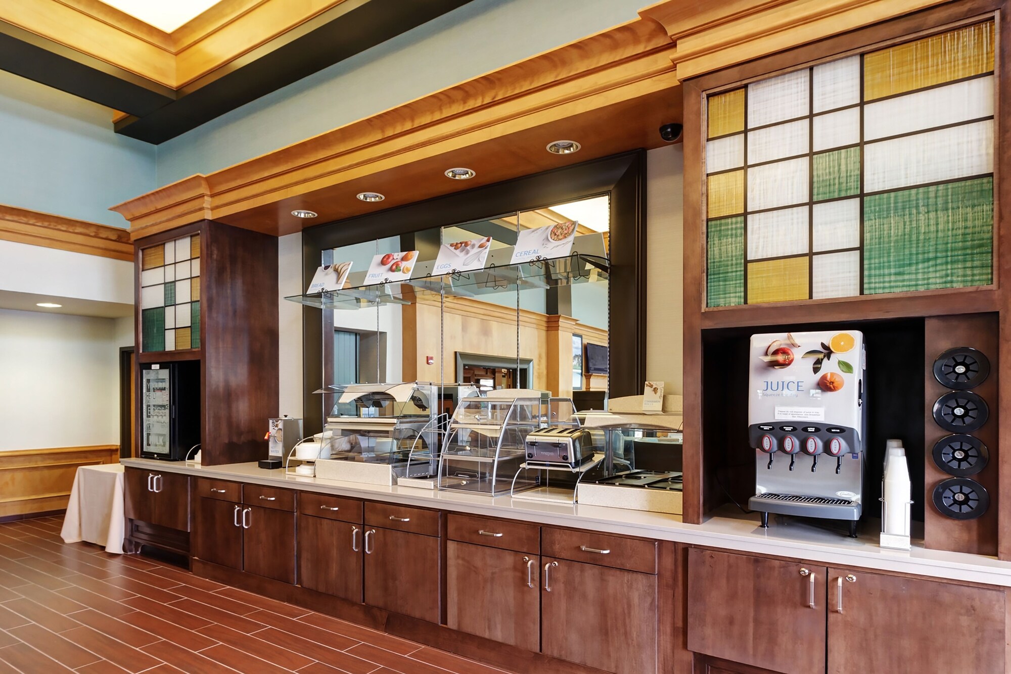 Holiday Inn Express Hotel & Suites Wareick-Providence