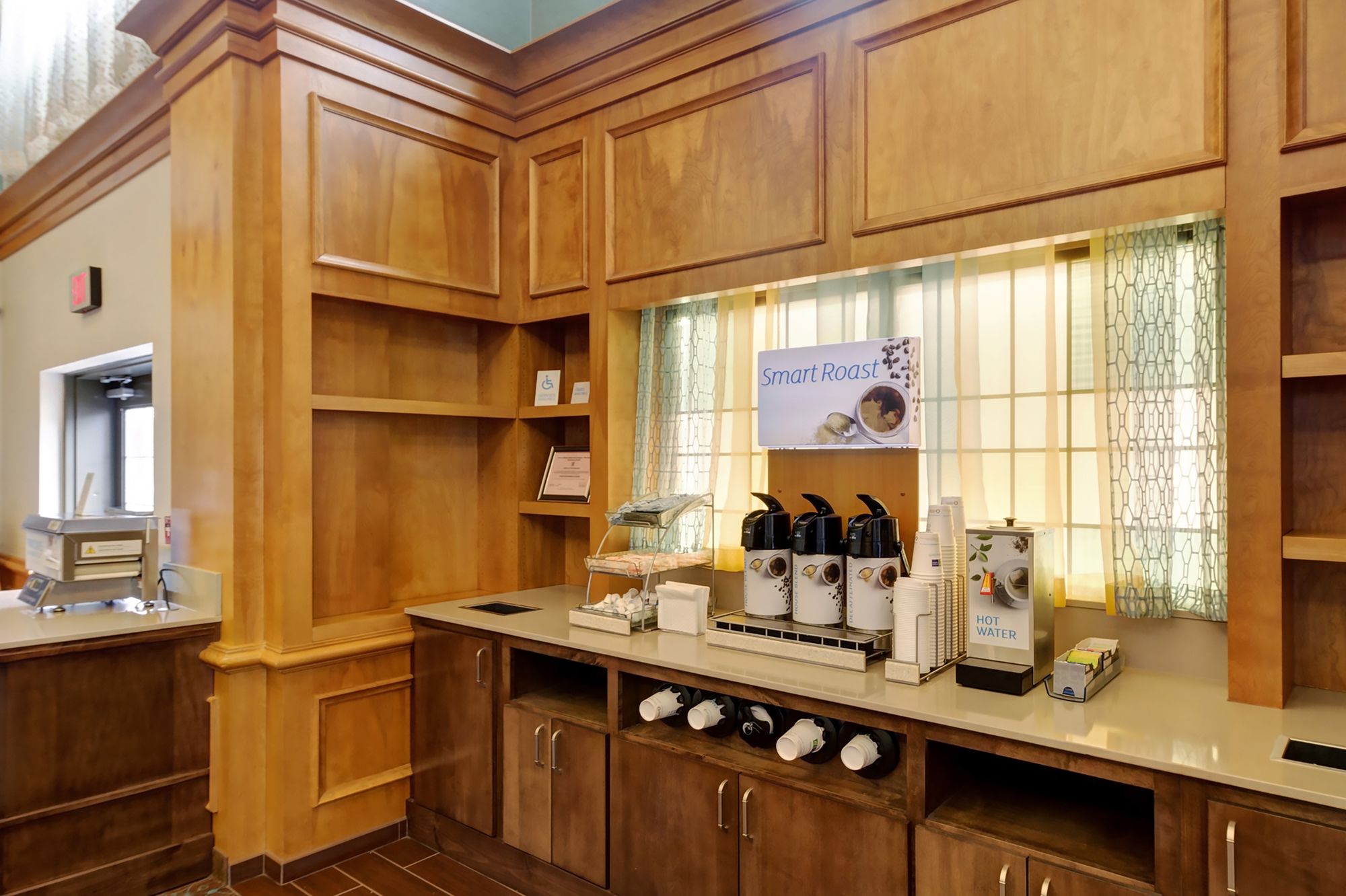 Holiday Inn Express Hotel & Suites Wareick-Providence