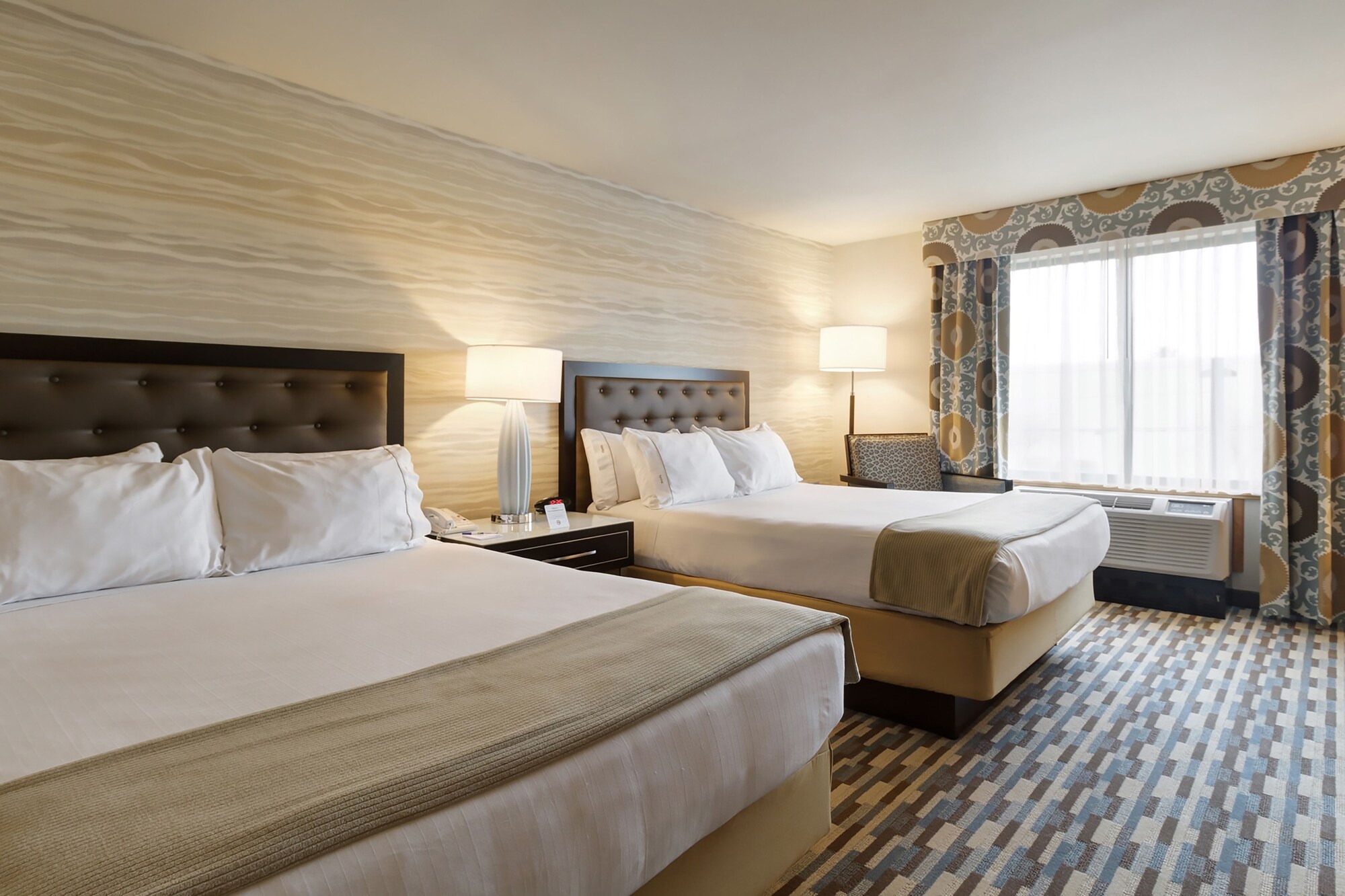 Holiday Inn Express Hotel & Suites Wareick-Providence