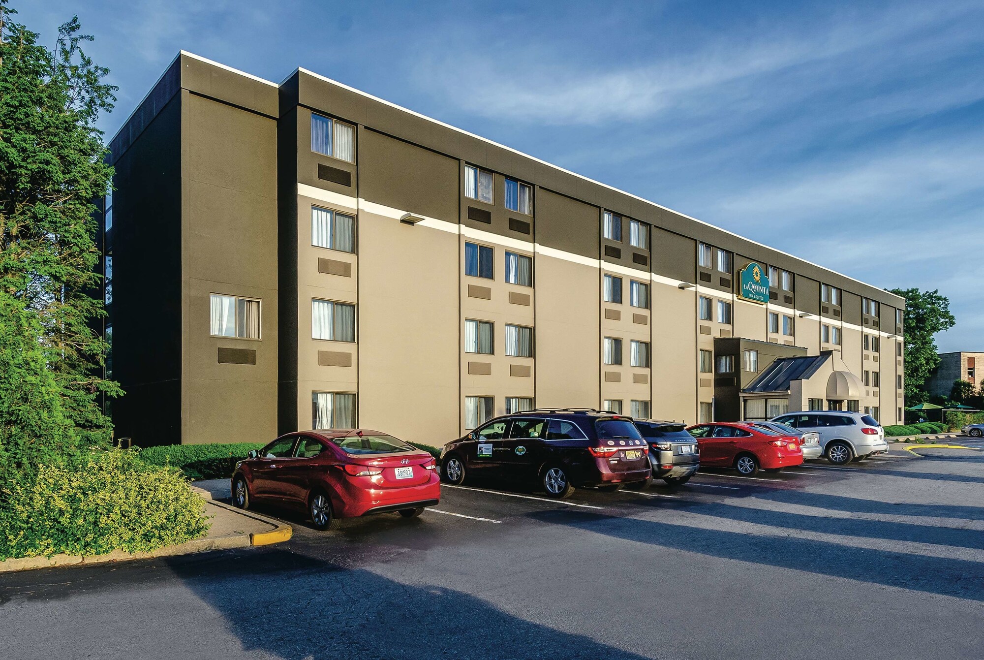 La Quinta Inn & Suites by Wyndham Warwick Providence Airport
