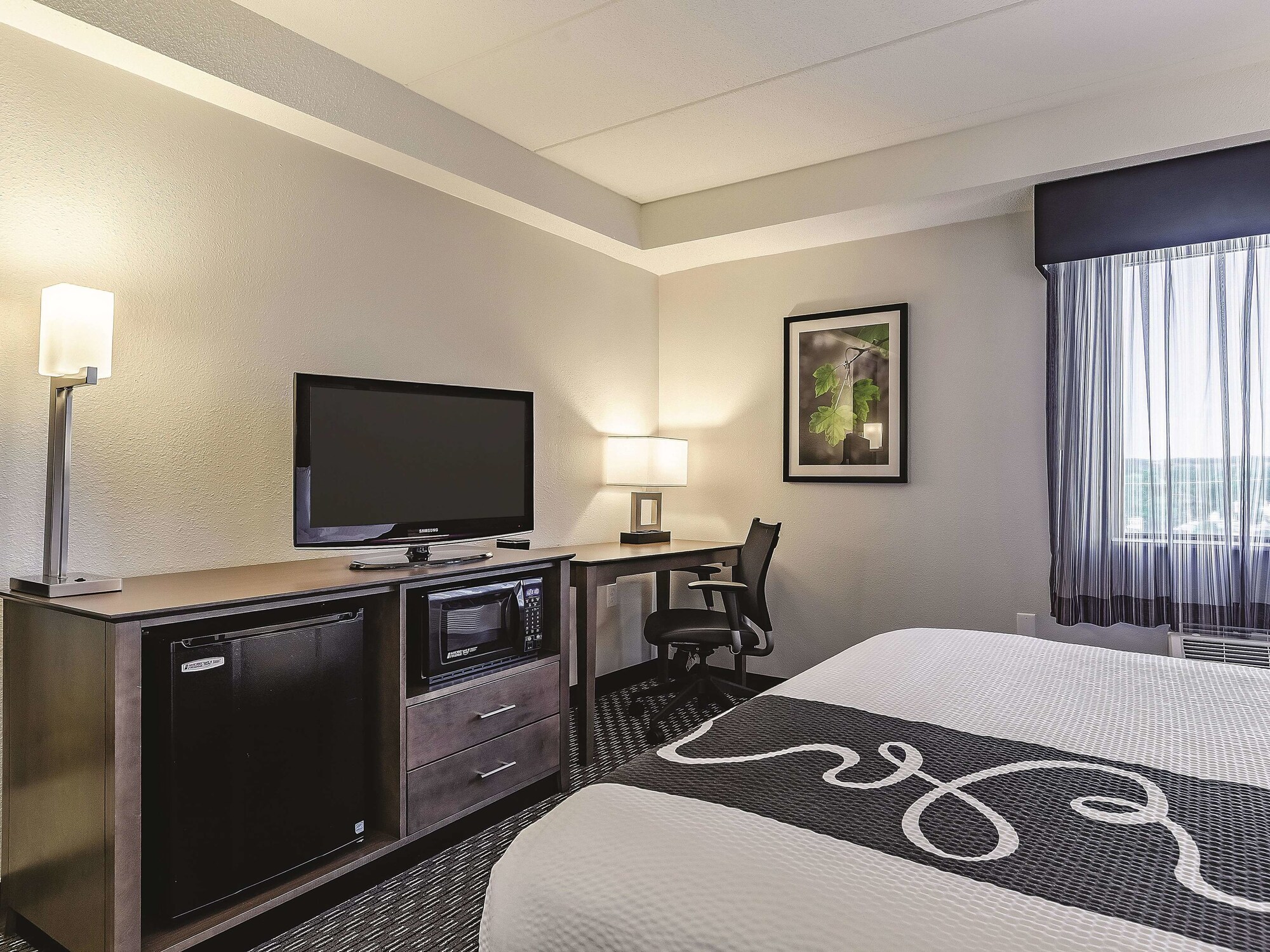 La Quinta Inn & Suites by Wyndham Warwick Providence Airport