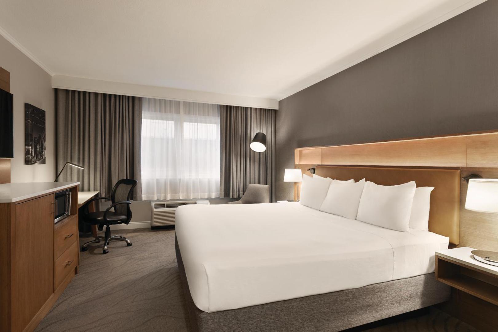 DoubleTree by Hilton Providence Airport Warwick
