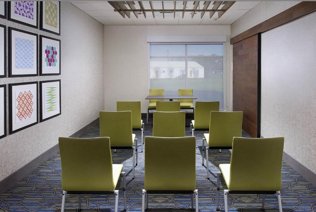 Holiday Inn Express & Suites Greenwood Mall