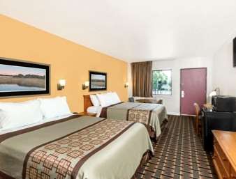 Days Inn by Wyndham Little River