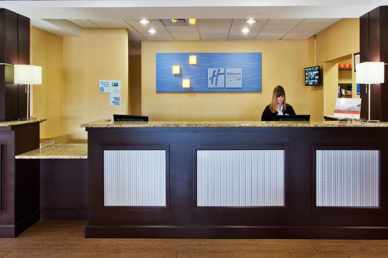 Holiday Inn Express Hotel & Suites North Myrtle Beach - Little River