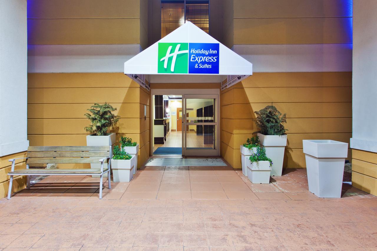 Holiday Inn Express Hotel & Suites North Myrtle Beach - Little River