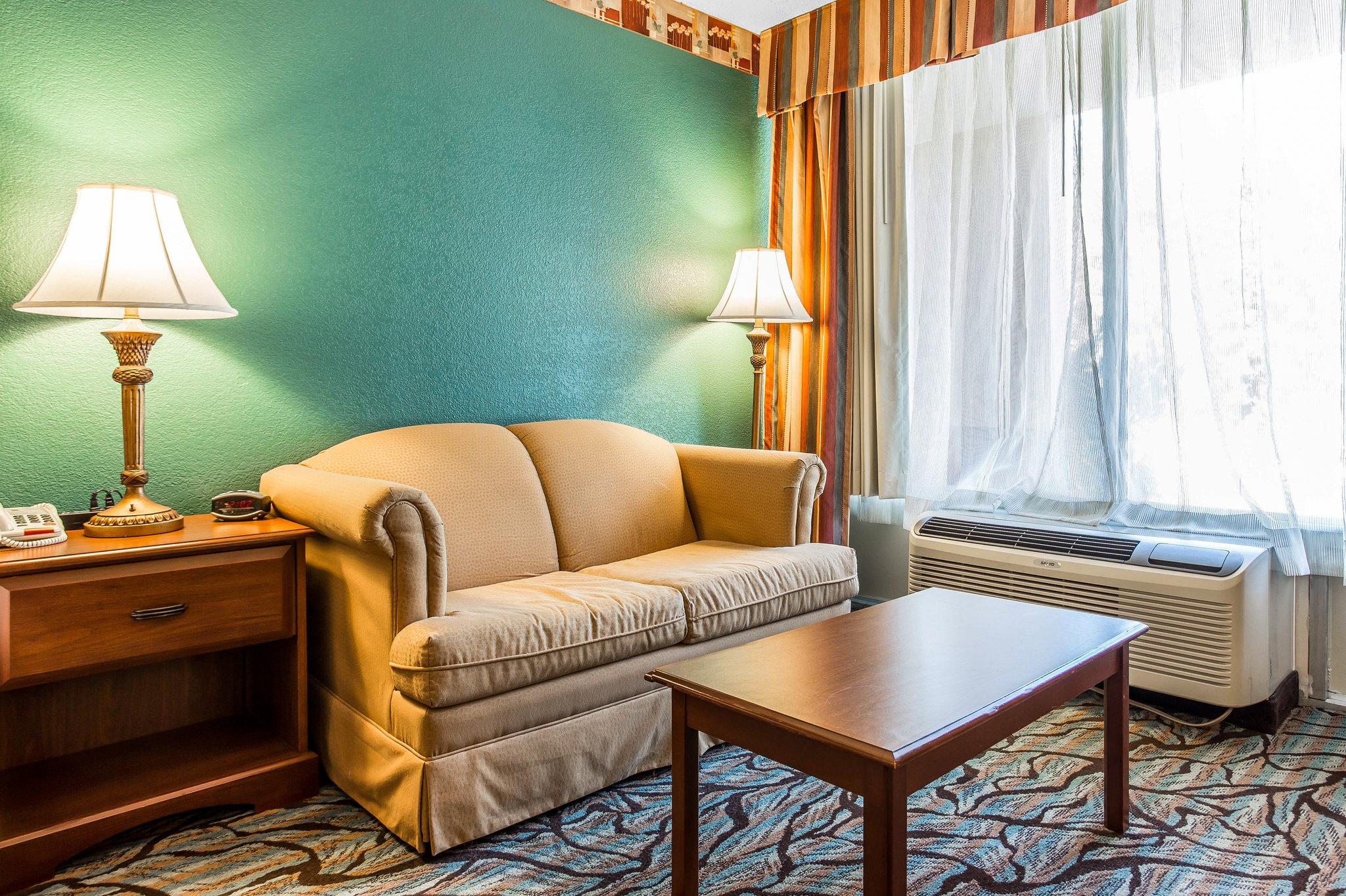 Baymont by Wyndham Walterboro