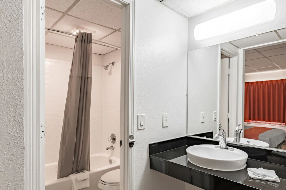 Motel 6 Walterboro, SC