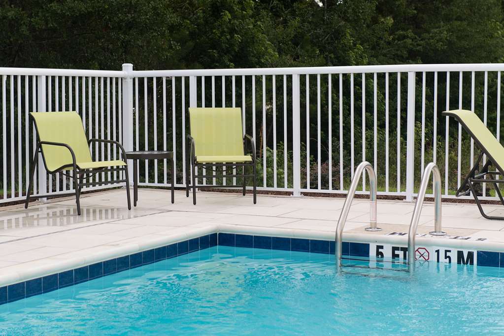 Hampton Inn & Suites Walterboro
