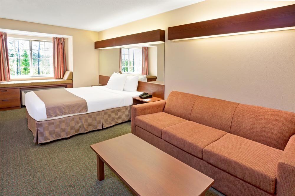Microtel Inn & Suites by Wyndham Walterboro