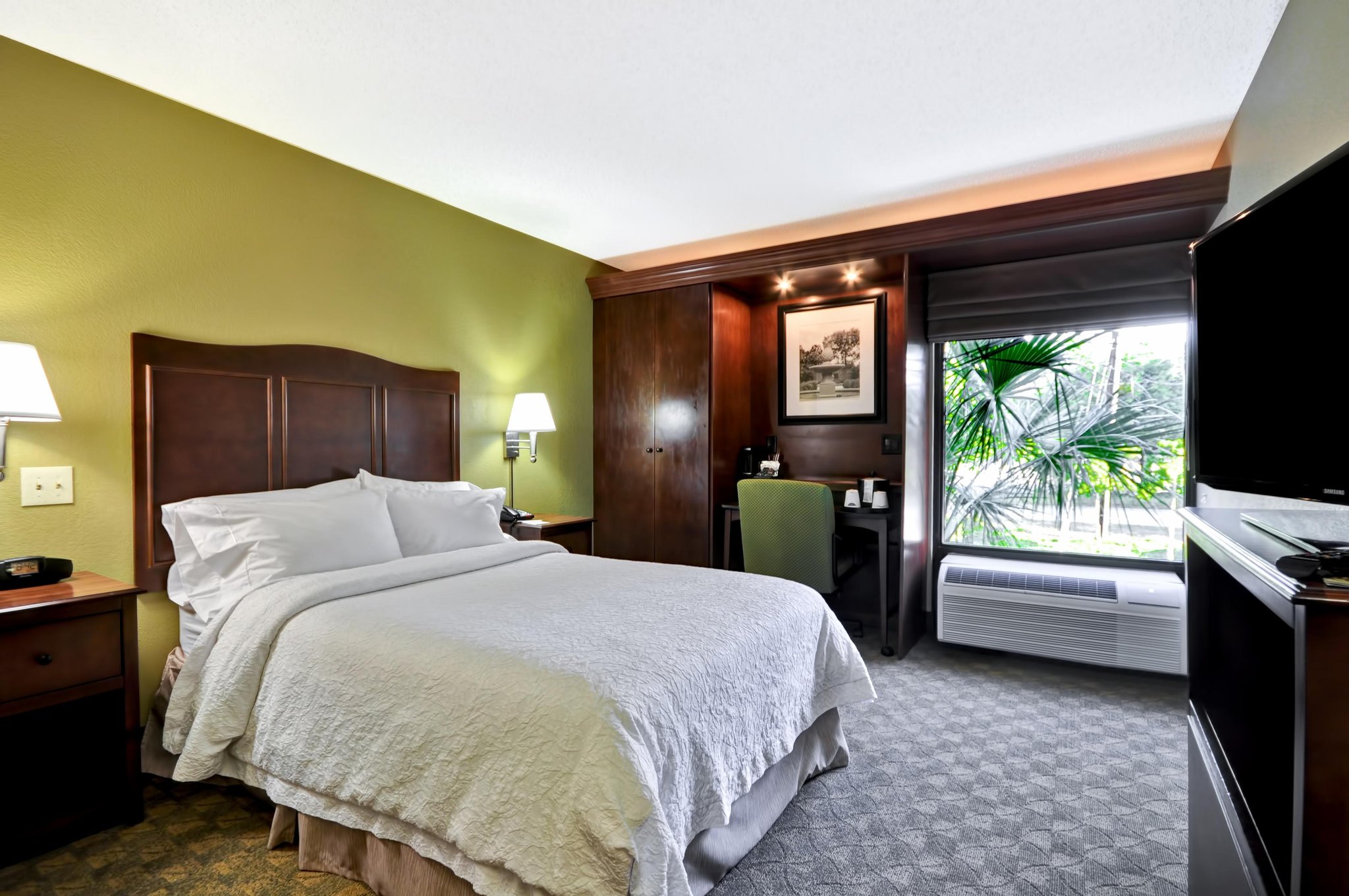 Hampton Inn Columbia-I-26 Airport