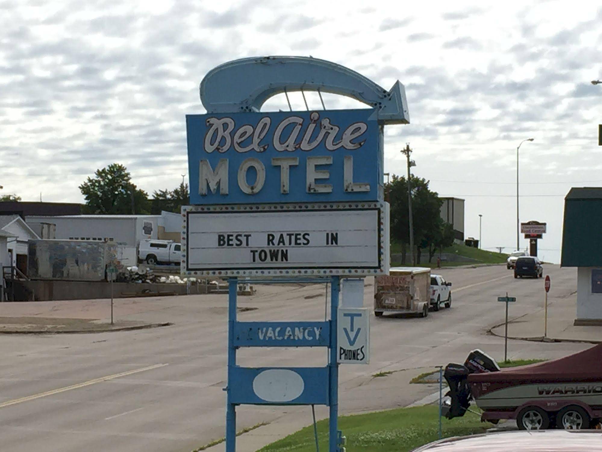 Bel Aire Motel