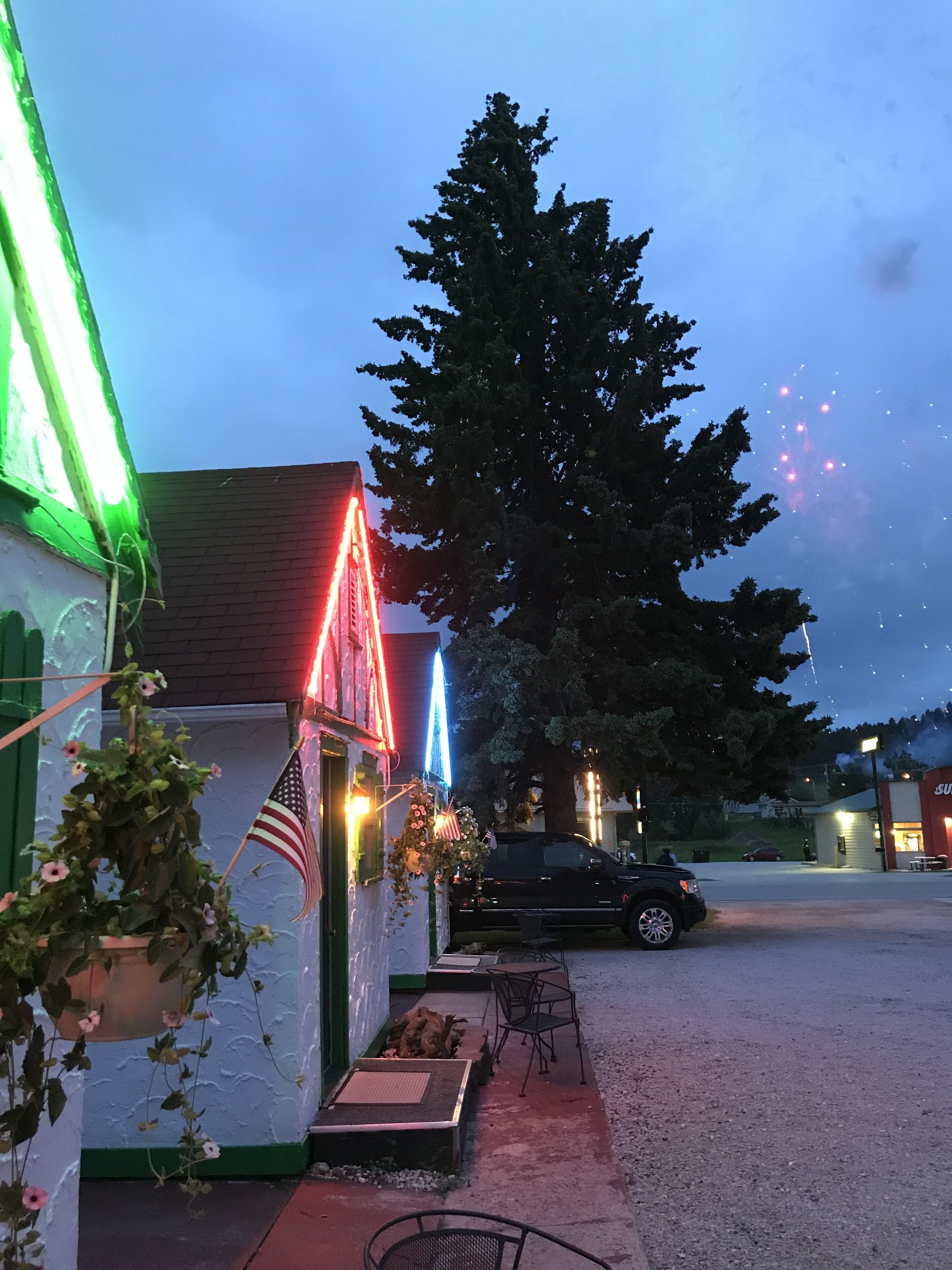 Chalet Motel