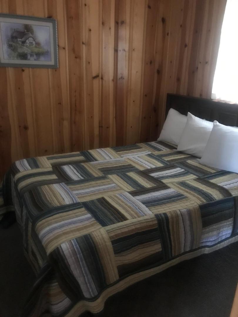 Chalet Motel