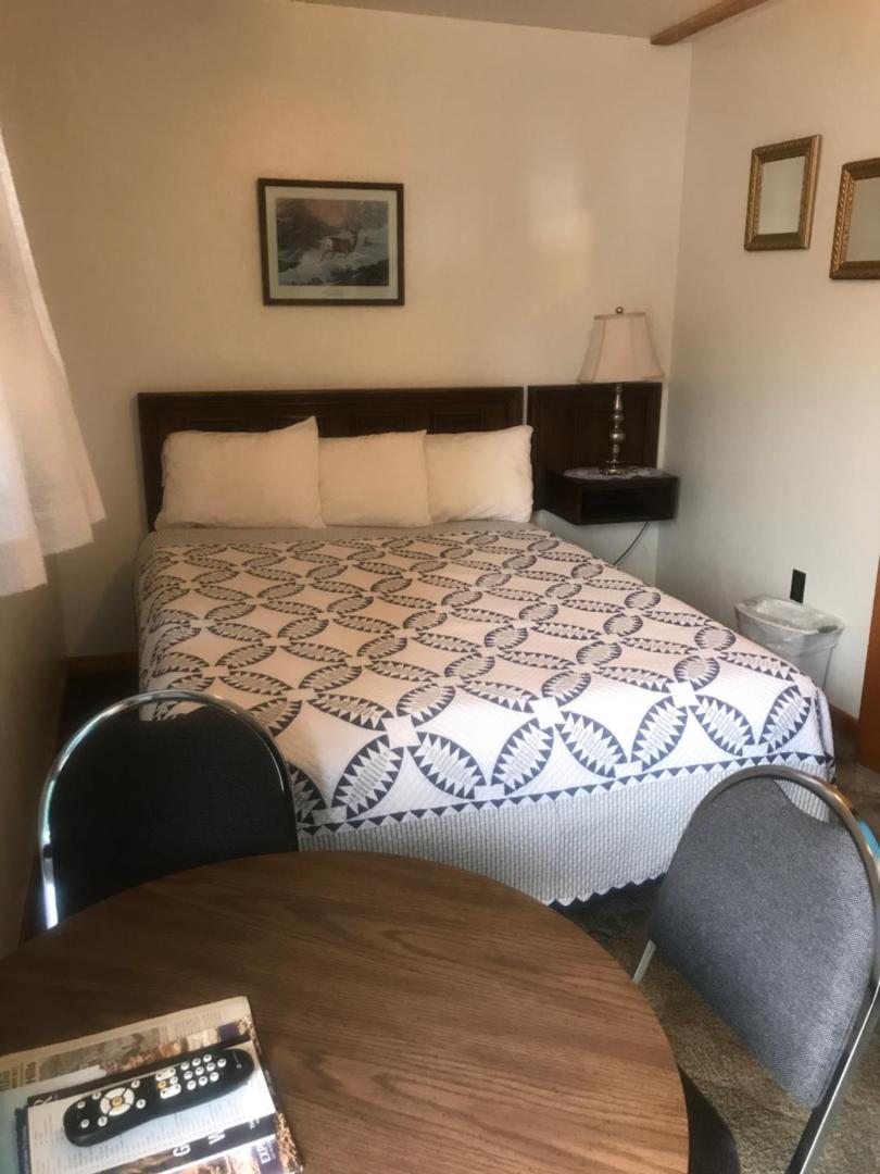 Chalet Motel