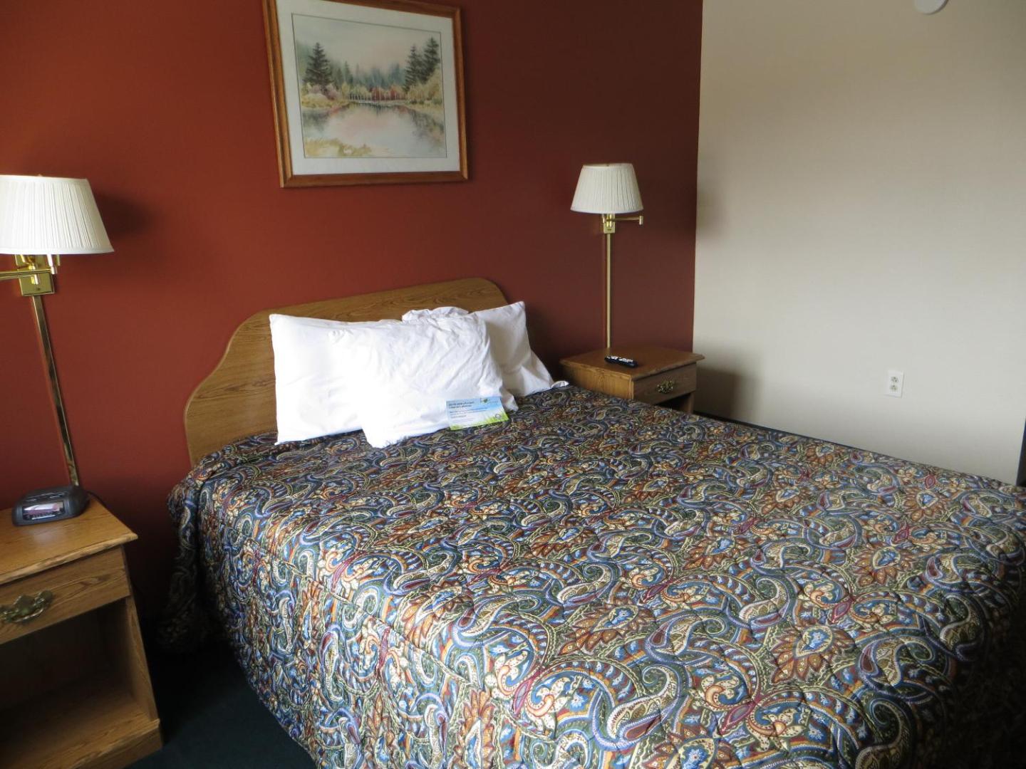 Days Inn by Wyndham Custer