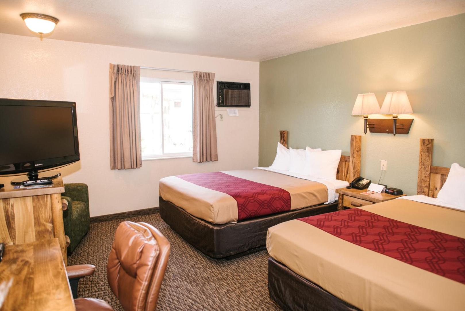 Econo Lodge Custer