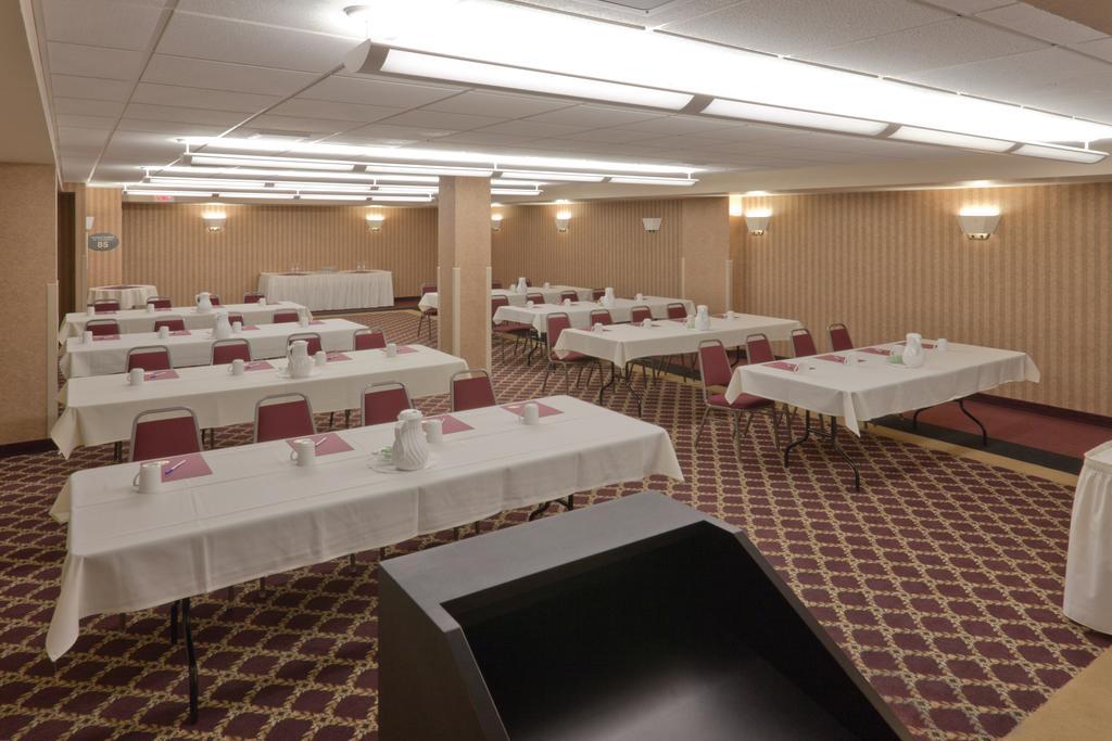 Holiday Inn Express Hotel & Suites Deadwood - Gold Dust Casino