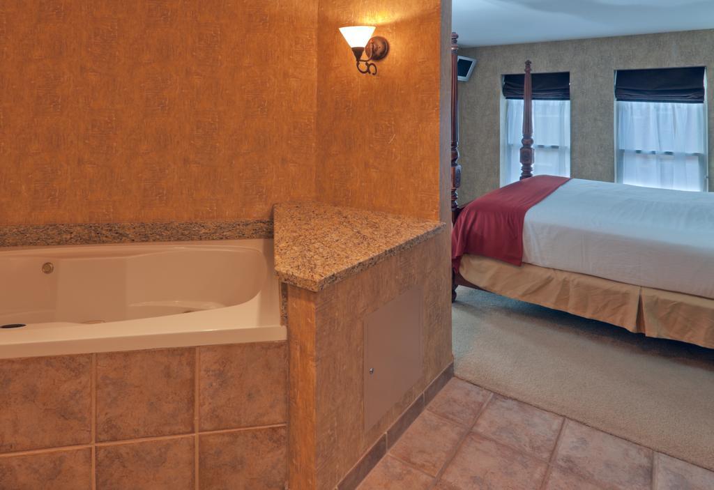 Holiday Inn Express Hotel & Suites Deadwood - Gold Dust Casino