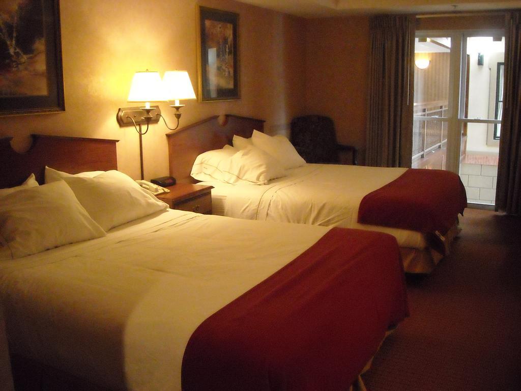 Holiday Inn Express Hotel & Suites Deadwood - Gold Dust Casino