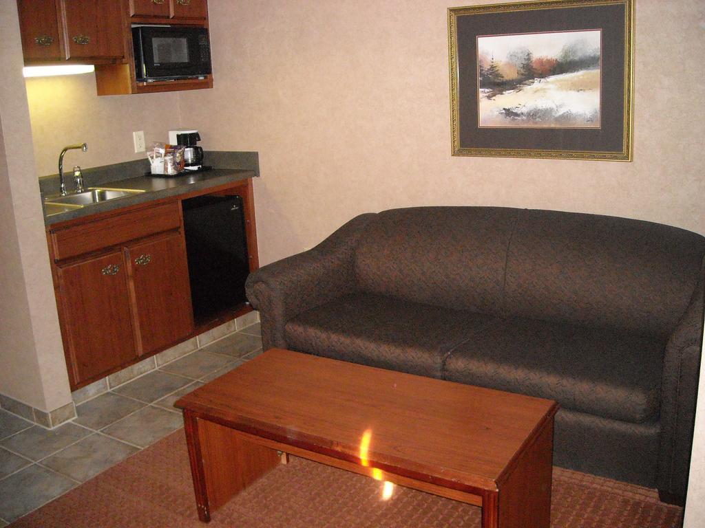 Holiday Inn Express Hotel & Suites Deadwood - Gold Dust Casino