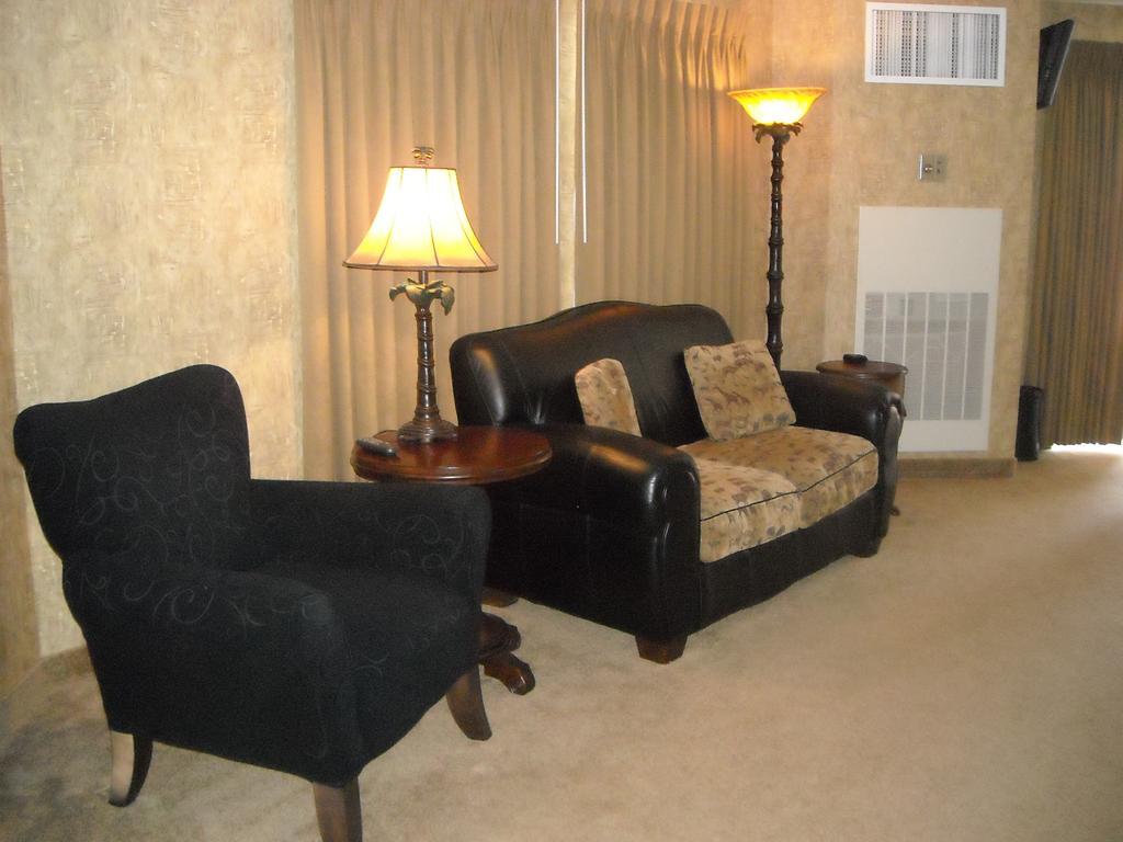Holiday Inn Express Hotel & Suites Deadwood - Gold Dust Casino