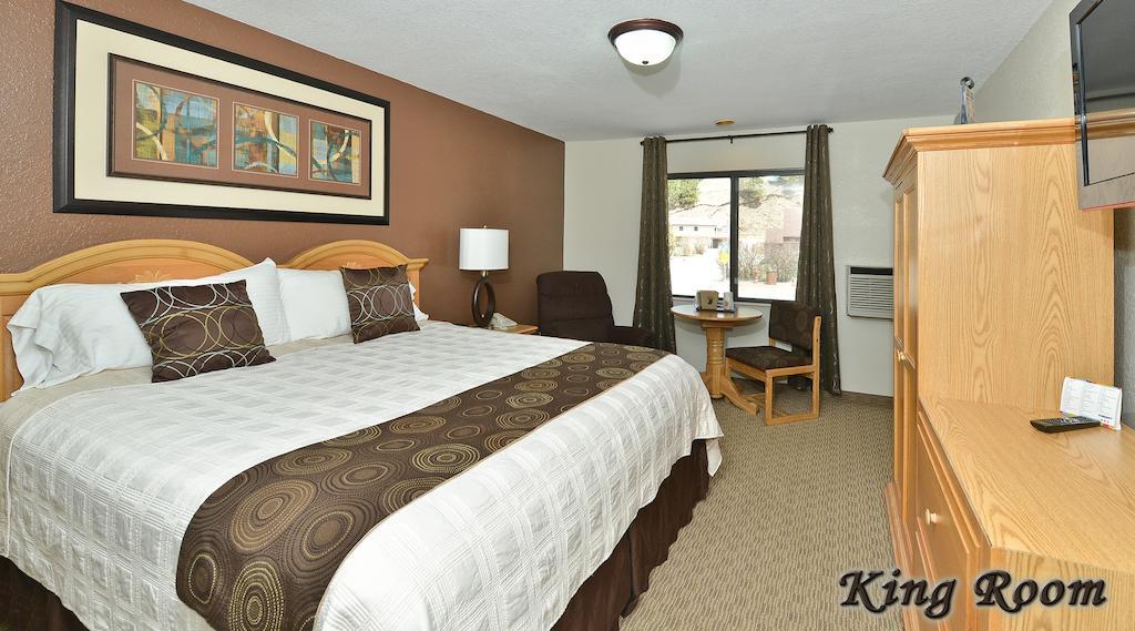 Super 8 by Wyndham Deadwood/Black Hills Area
