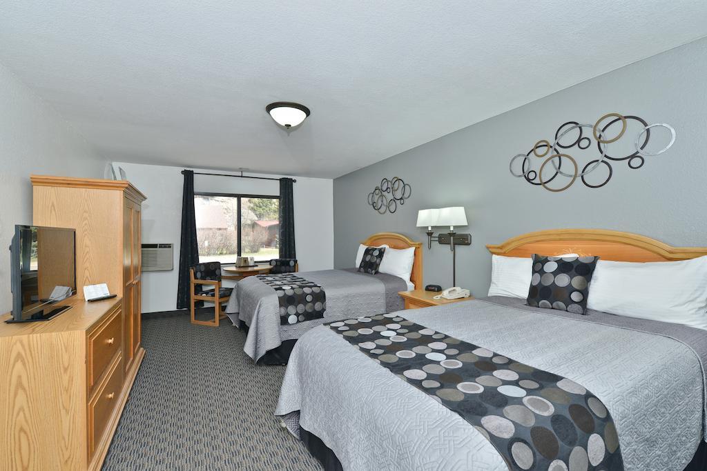 Super 8 by Wyndham Deadwood/Black Hills Area