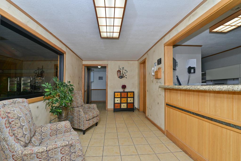 Super 8 by Wyndham Deadwood/Black Hills Area