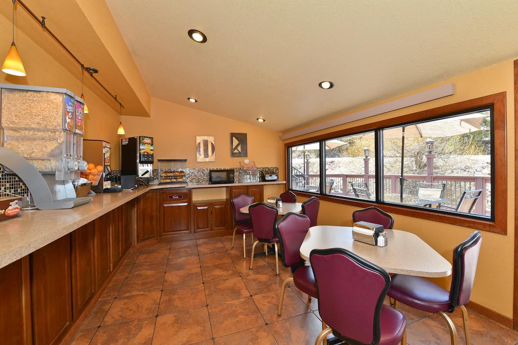 Super 8 by Wyndham Deadwood/Black Hills Area