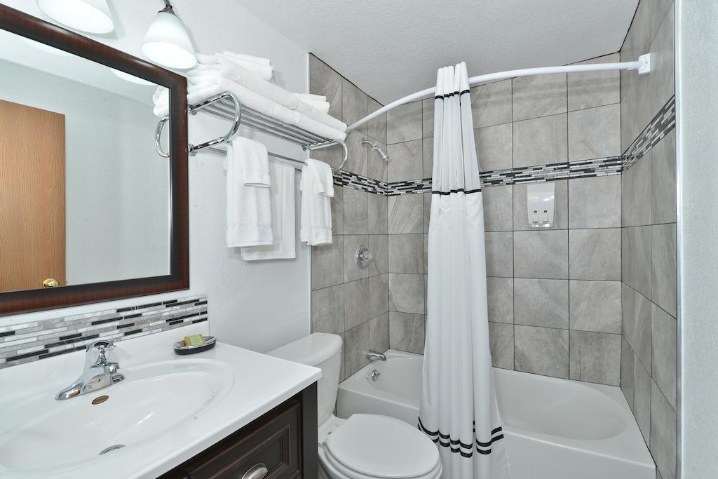 Super 8 by Wyndham Deadwood/Black Hills Area