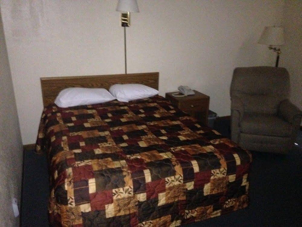 The Thunder Cove Hotel