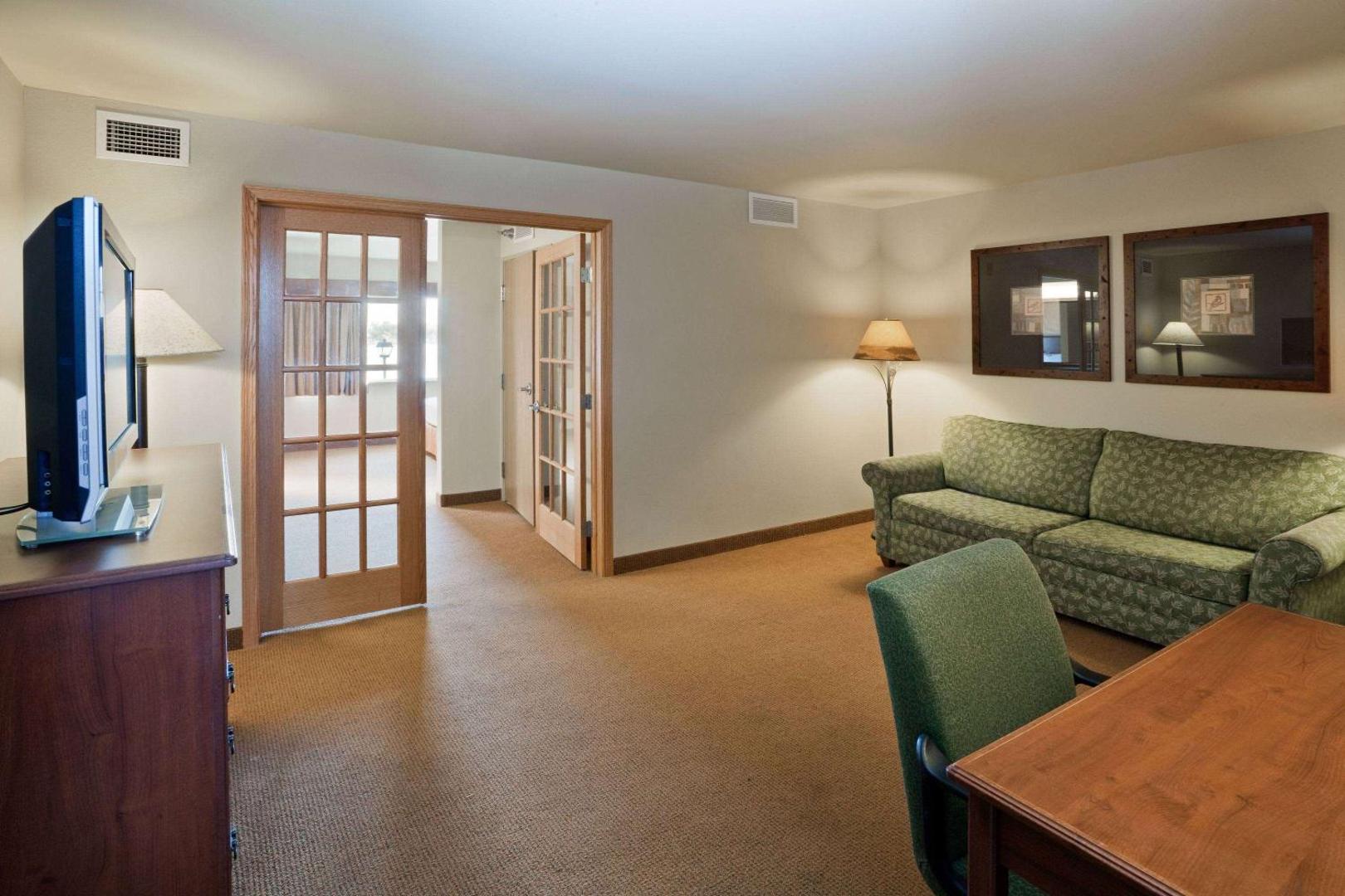 AmericInn by Wyndham Fort Pierre Conference Center
