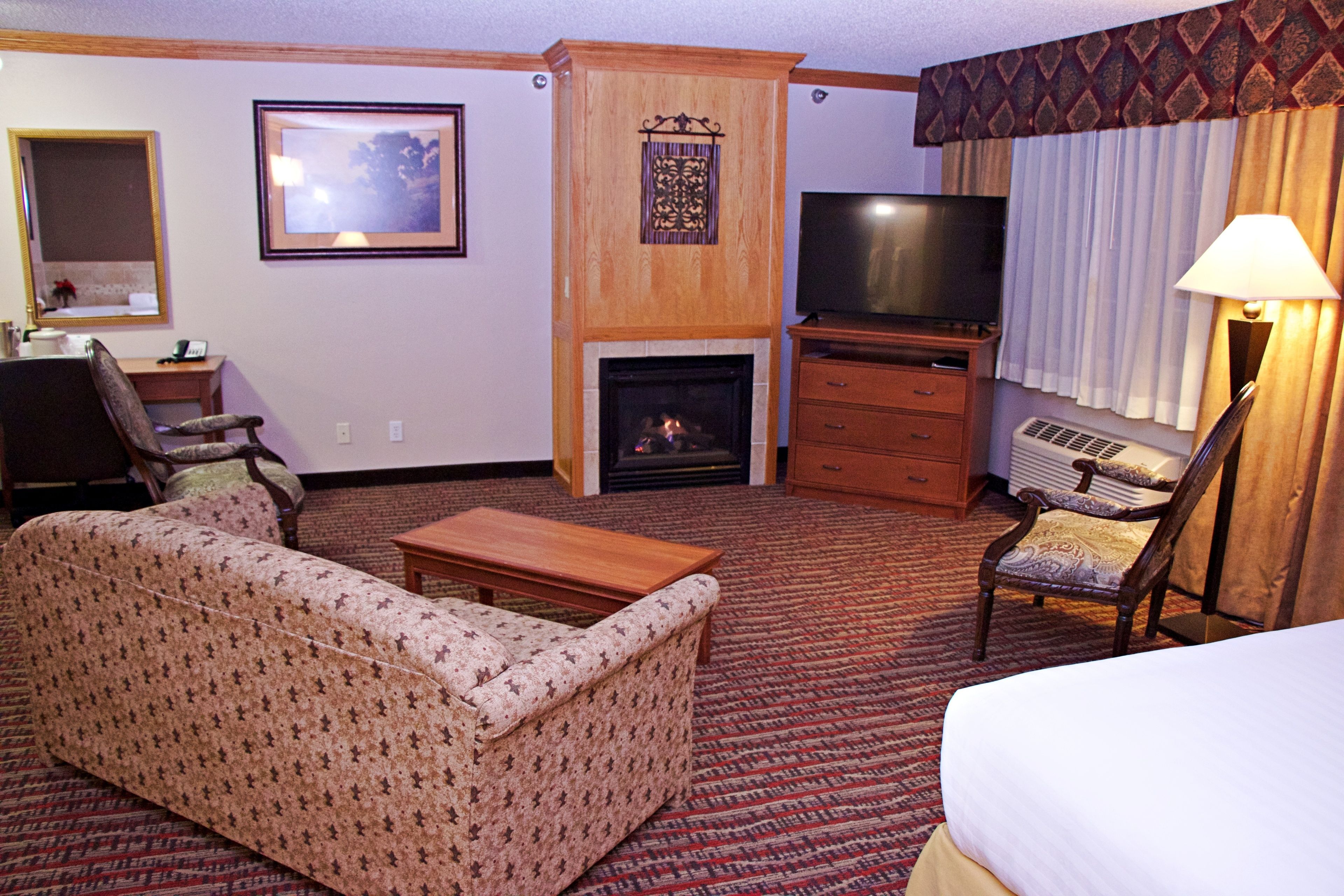 Holiday Inn Express Hotel & Suites Pierre - Fort Pierre